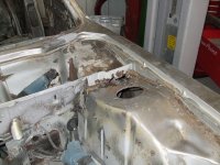 bmwrust2.jpg