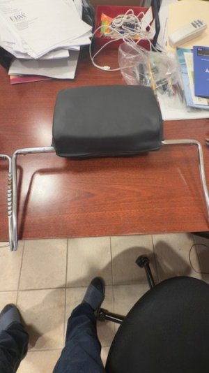 Headrest3.jpg