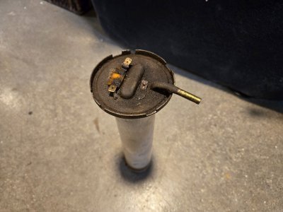 20250330-fuel sender-01.jpg