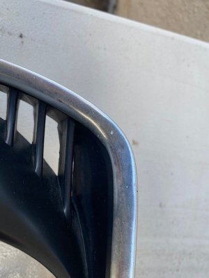 cs frt grill other side det.jpg