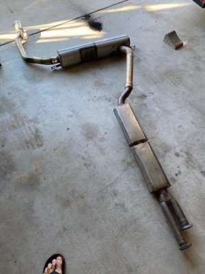 cs ss exhaust d.jpg