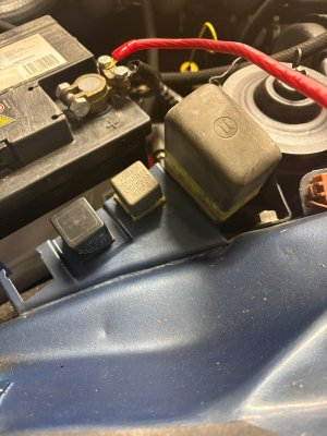 Relays horn + high beam.jpeg