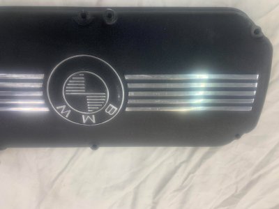 3,0 CS valve cover 1.jpg