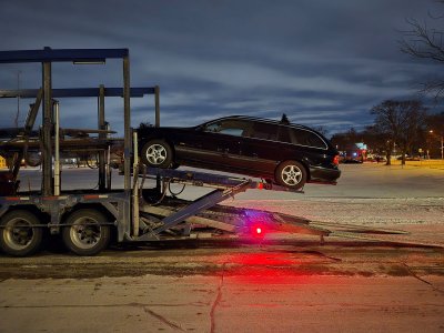 20260124-car arrives 01.jpg