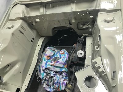 engine compartment - 2020-01.jpg