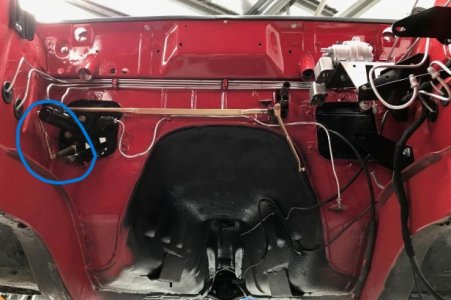 throttle linkage.jpg