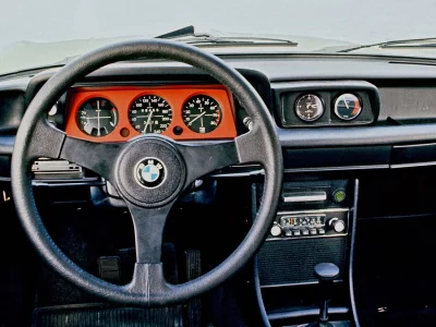 art-mg-bmw2002turbo4.webp