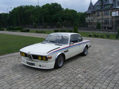 BMW 30 CSL trois quart avant conducteur.JPG