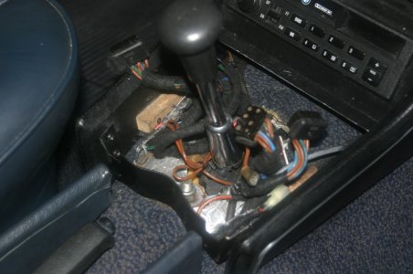 from Alan bracket at rear of console.JPG