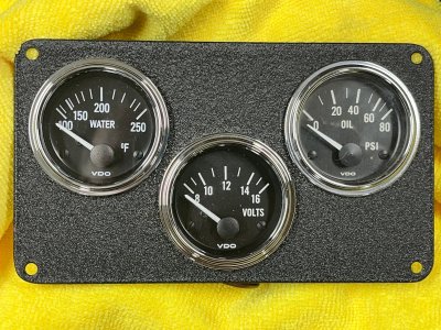 gauge cluster.jpg
