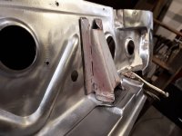 20180411_220834 intermediate sill jacking point reinforcement.jpg