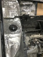 2800 cs - engine compartment prep 1.jpg