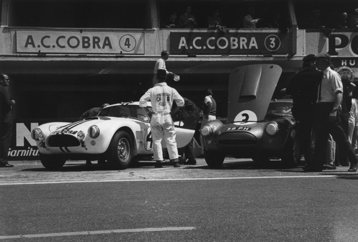 www.historicracingtechnology.com