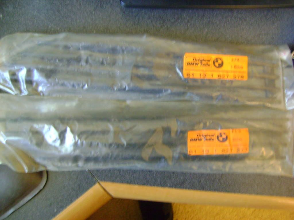 2002selling127.jpg