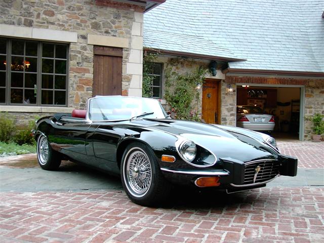 1974_jaguar_e-type-pic-40321.jpeg