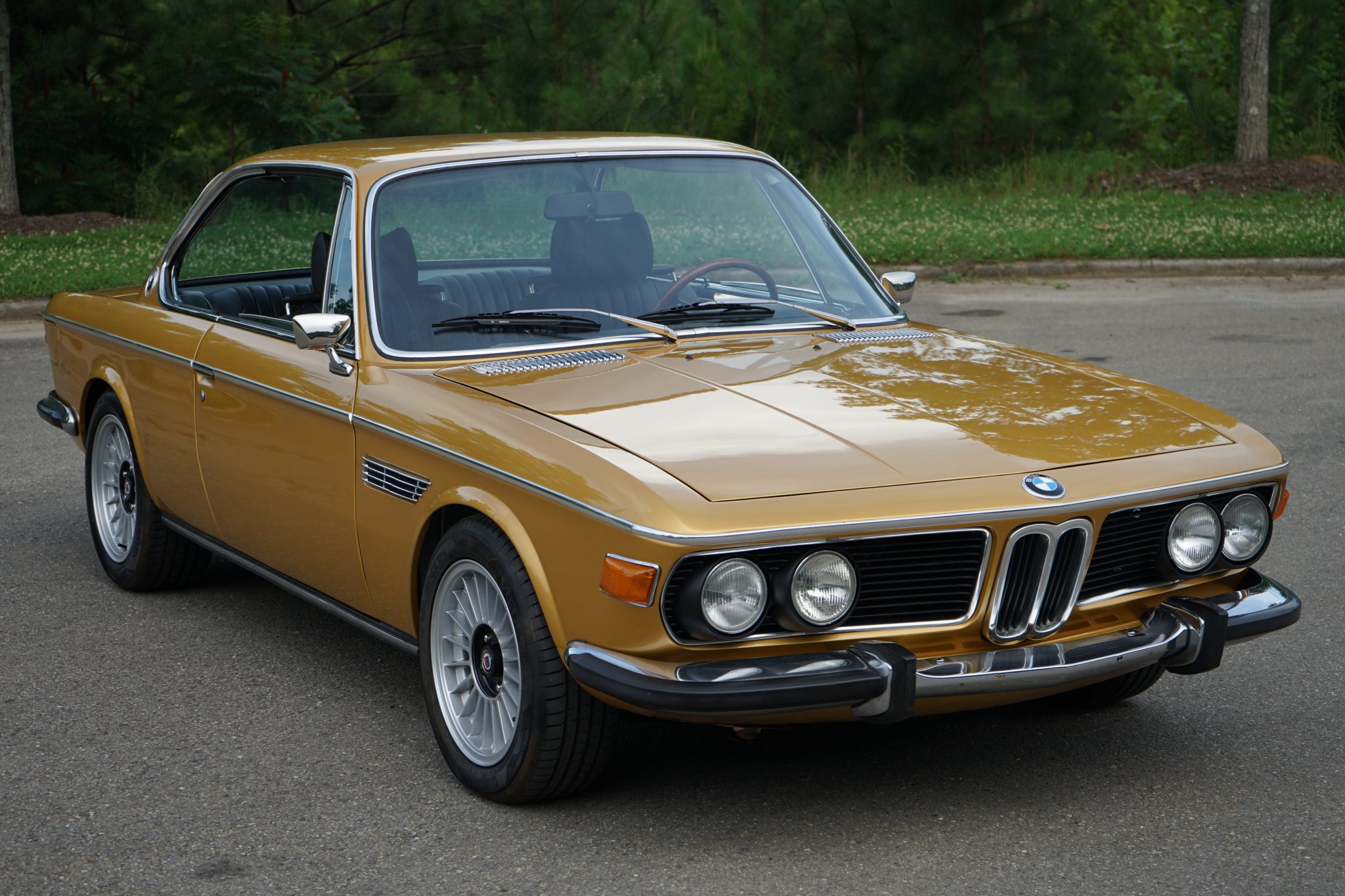 bringatrailer.com