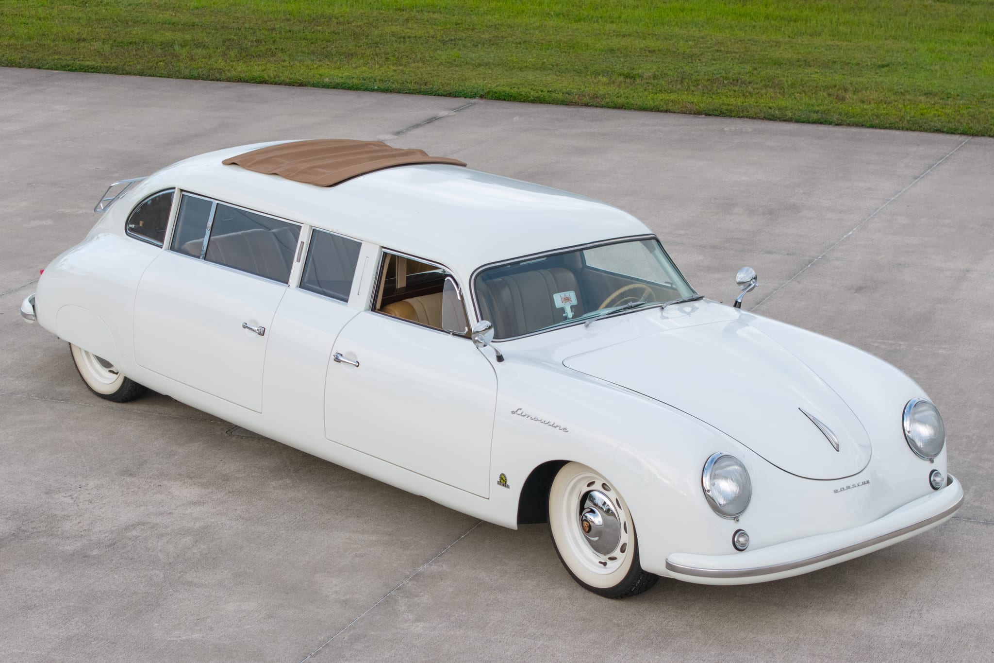 bringatrailer.com
