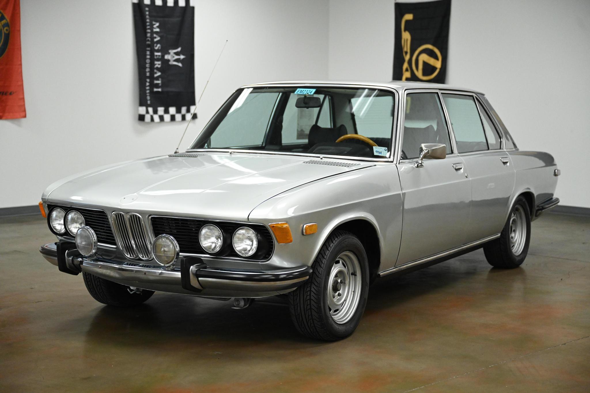 bringatrailer.com