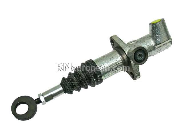 BMW 528i Sedan E12 2.8L L6 Clutch Master Cylinder
