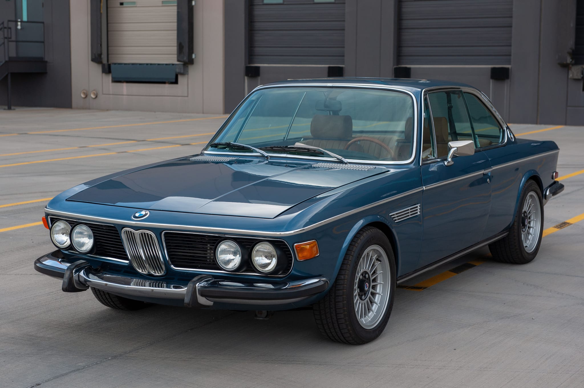 bringatrailer.com
