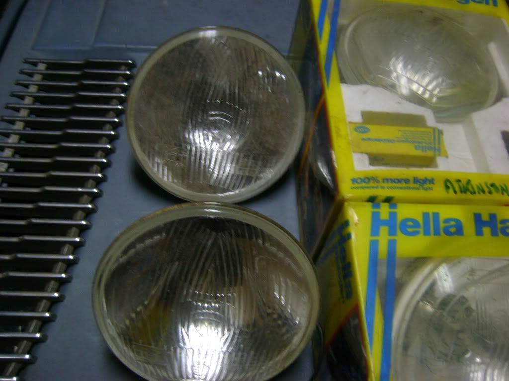 2002selling093.jpg