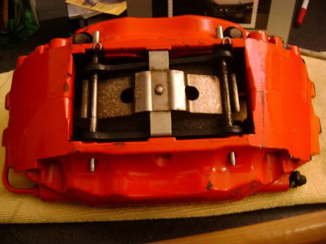 brembogtcalipers003.jpg