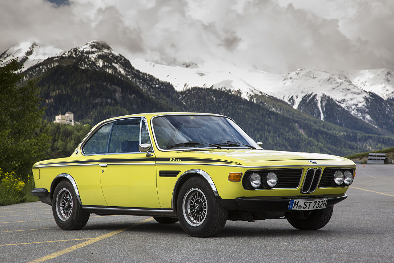 BMW_Retro_Mountains_489773.jpg