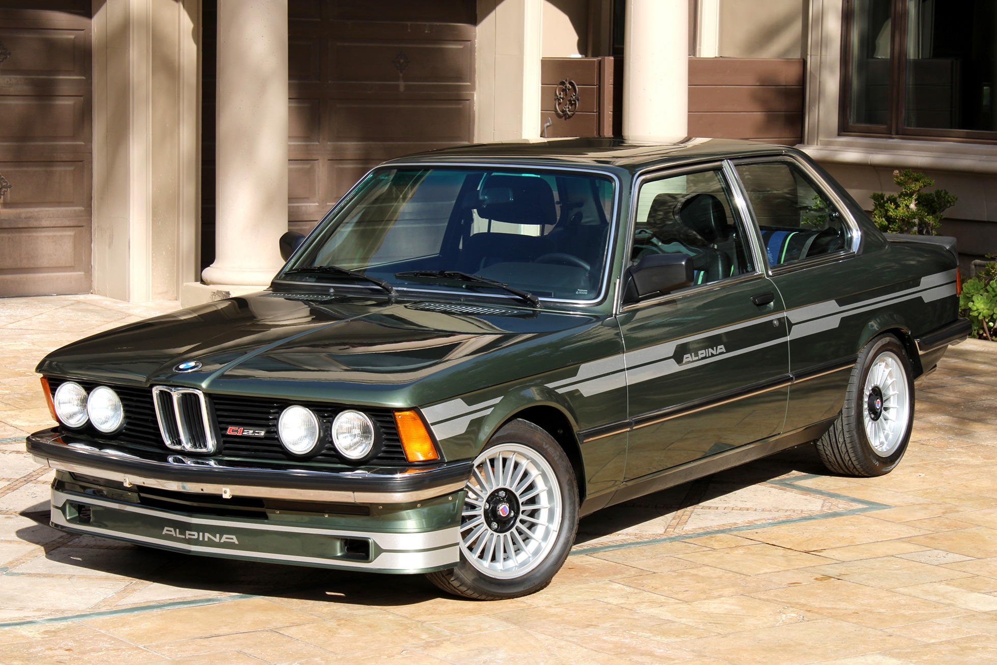 bringatrailer.com