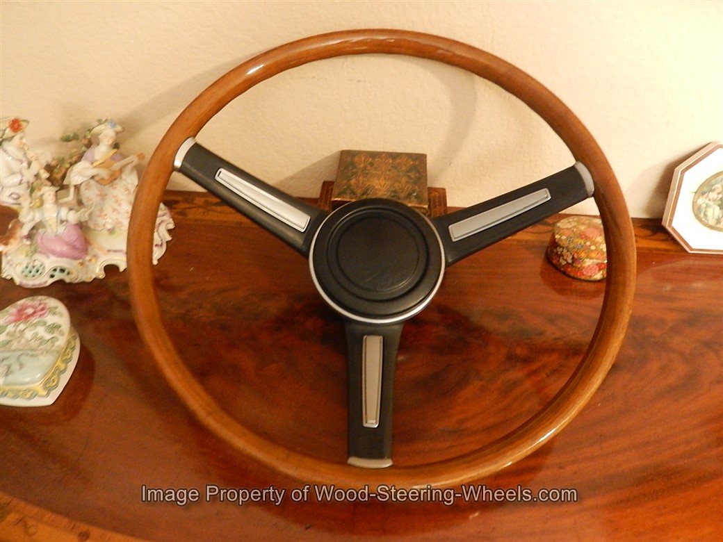 wood-steering-wheels.com