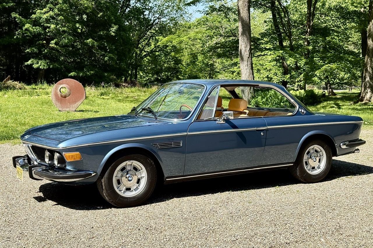 bringatrailer.com