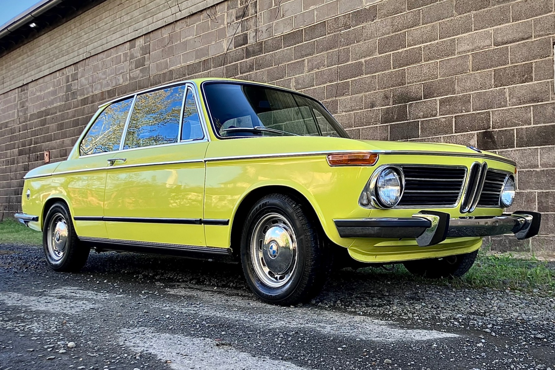 bringatrailer.com