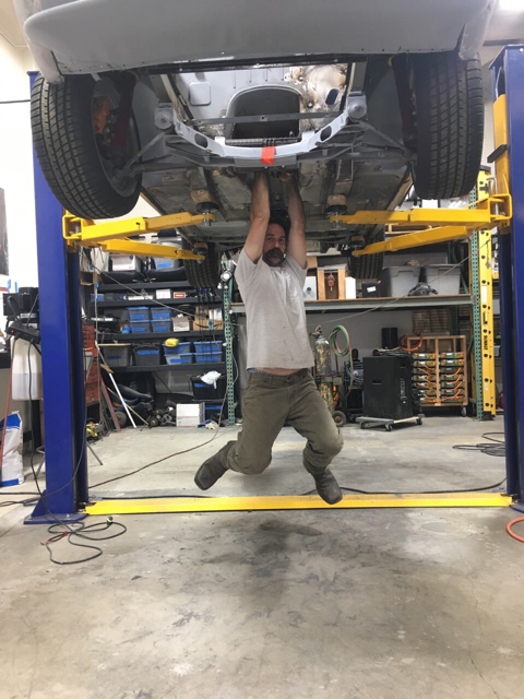 ccee80bf546c98ac9b9823d5430b6450.jpg