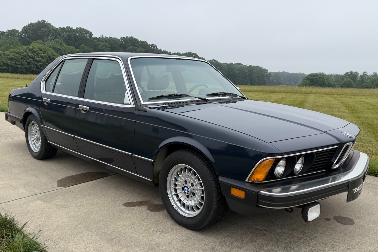 bringatrailer.com
