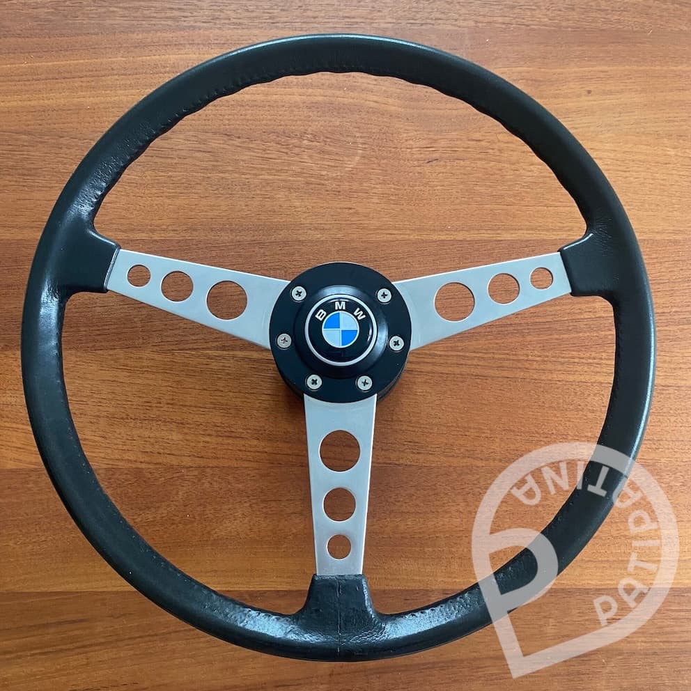 bmw-csl-hub-petri-wheel_1.jpg