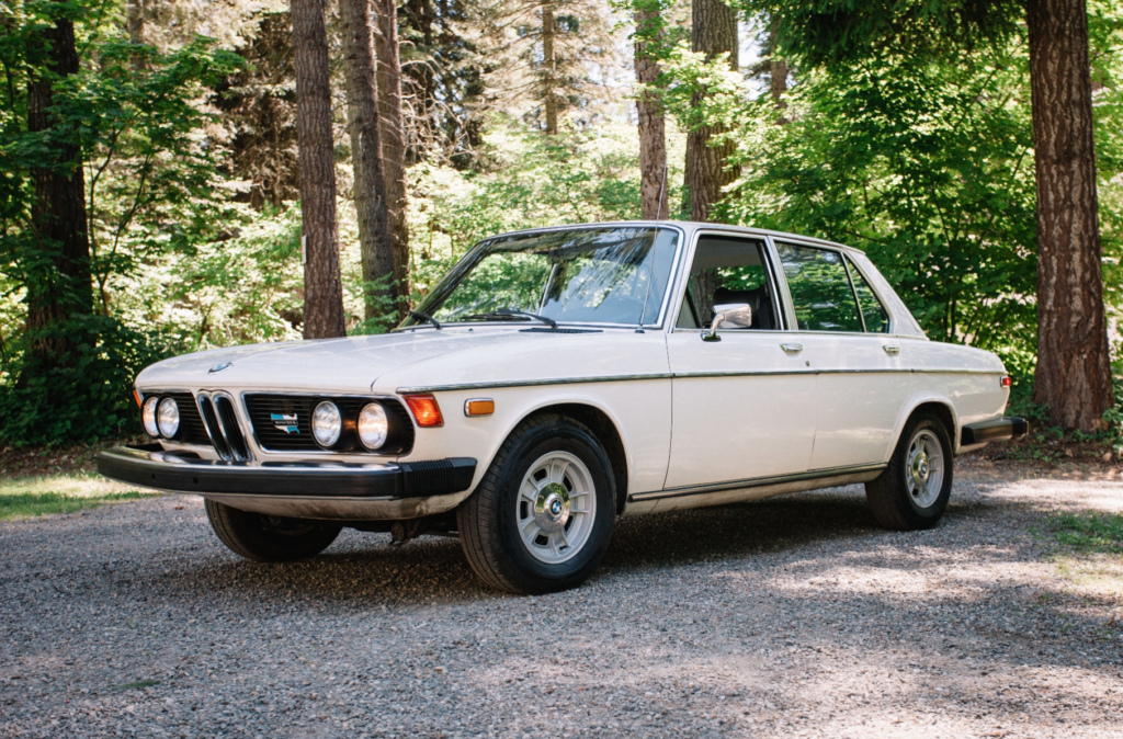 bringatrailer.com