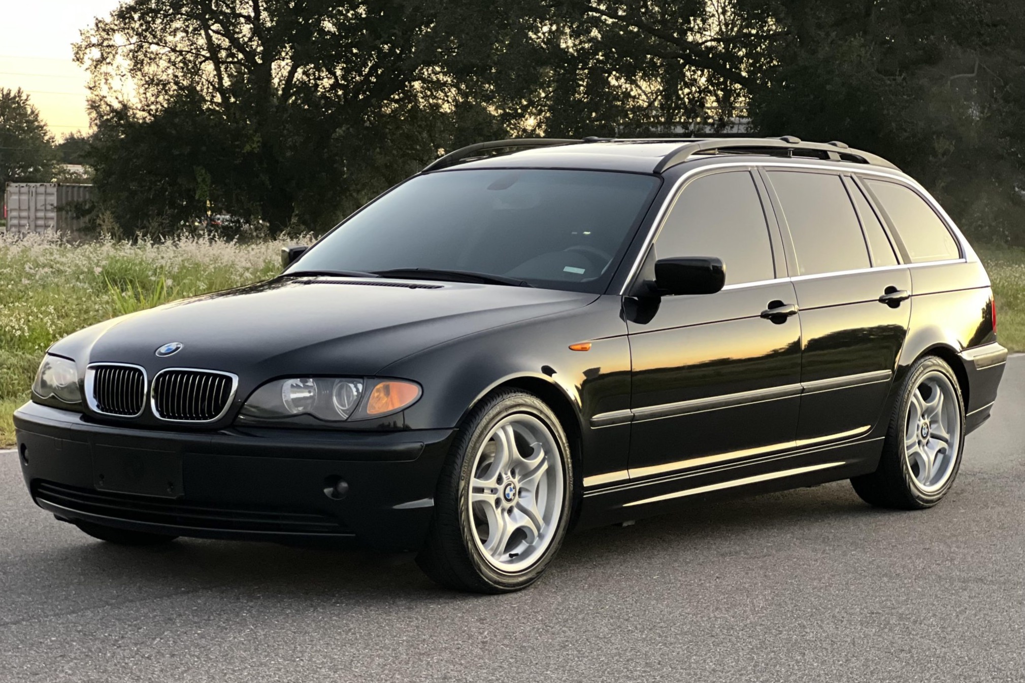 bringatrailer.com