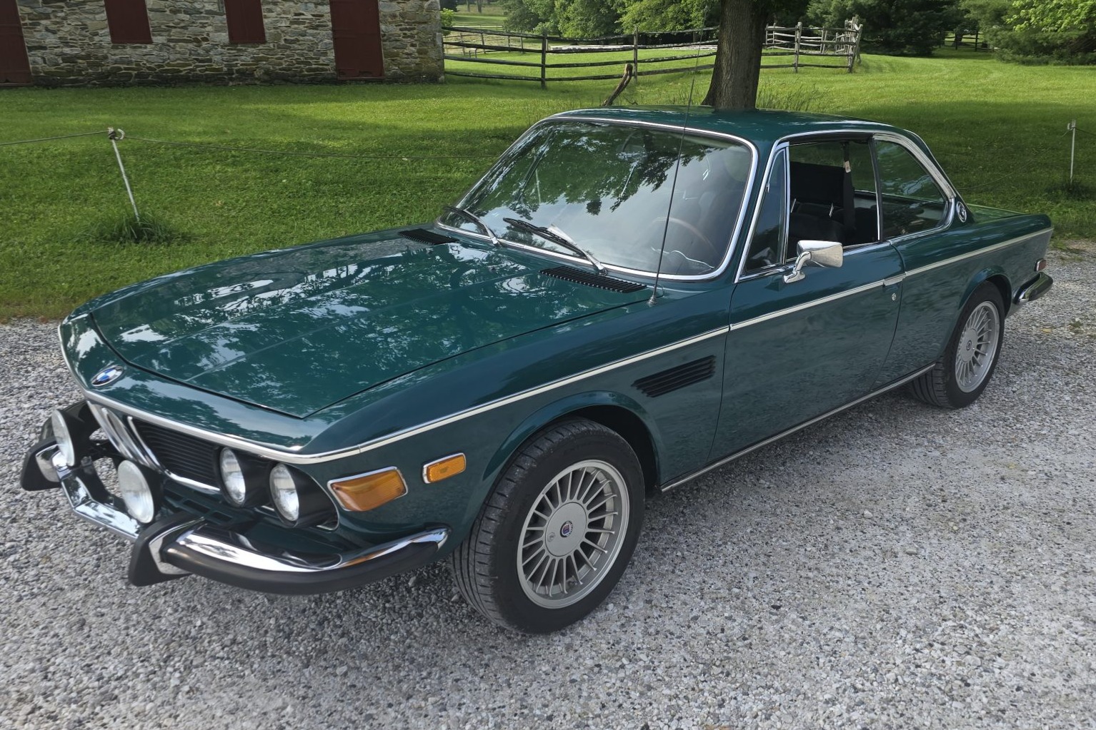bringatrailer.com