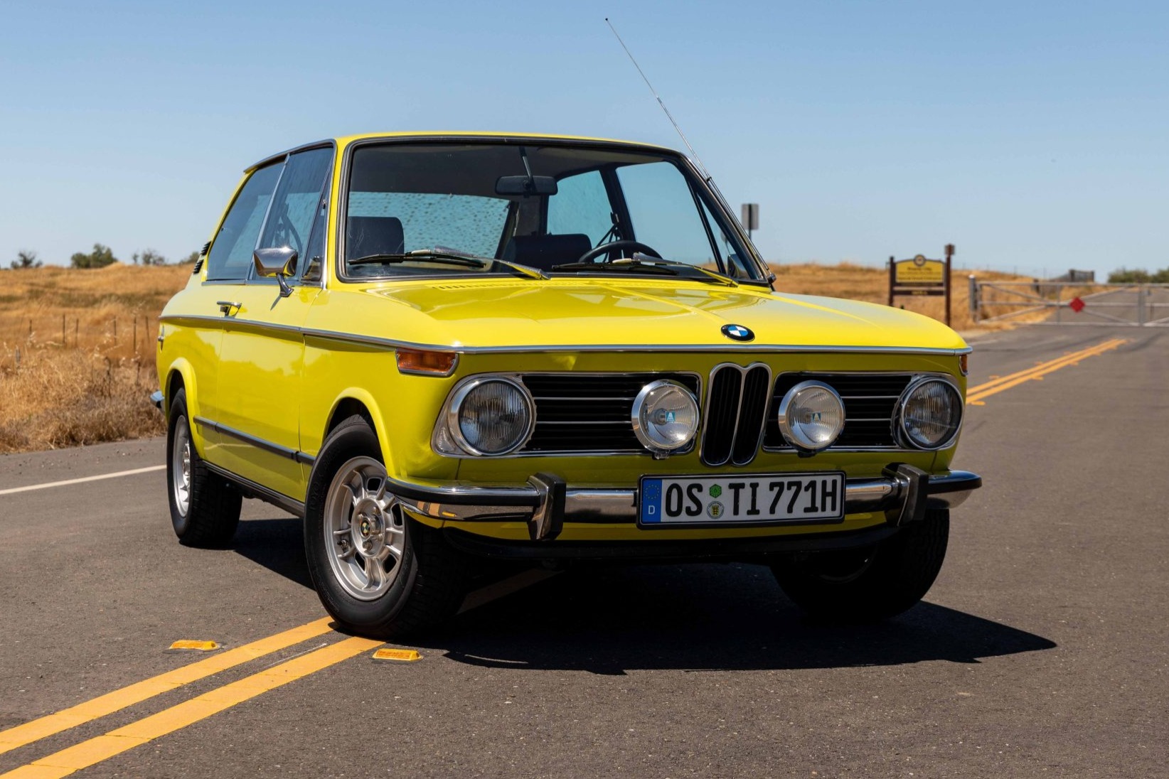 bringatrailer.com