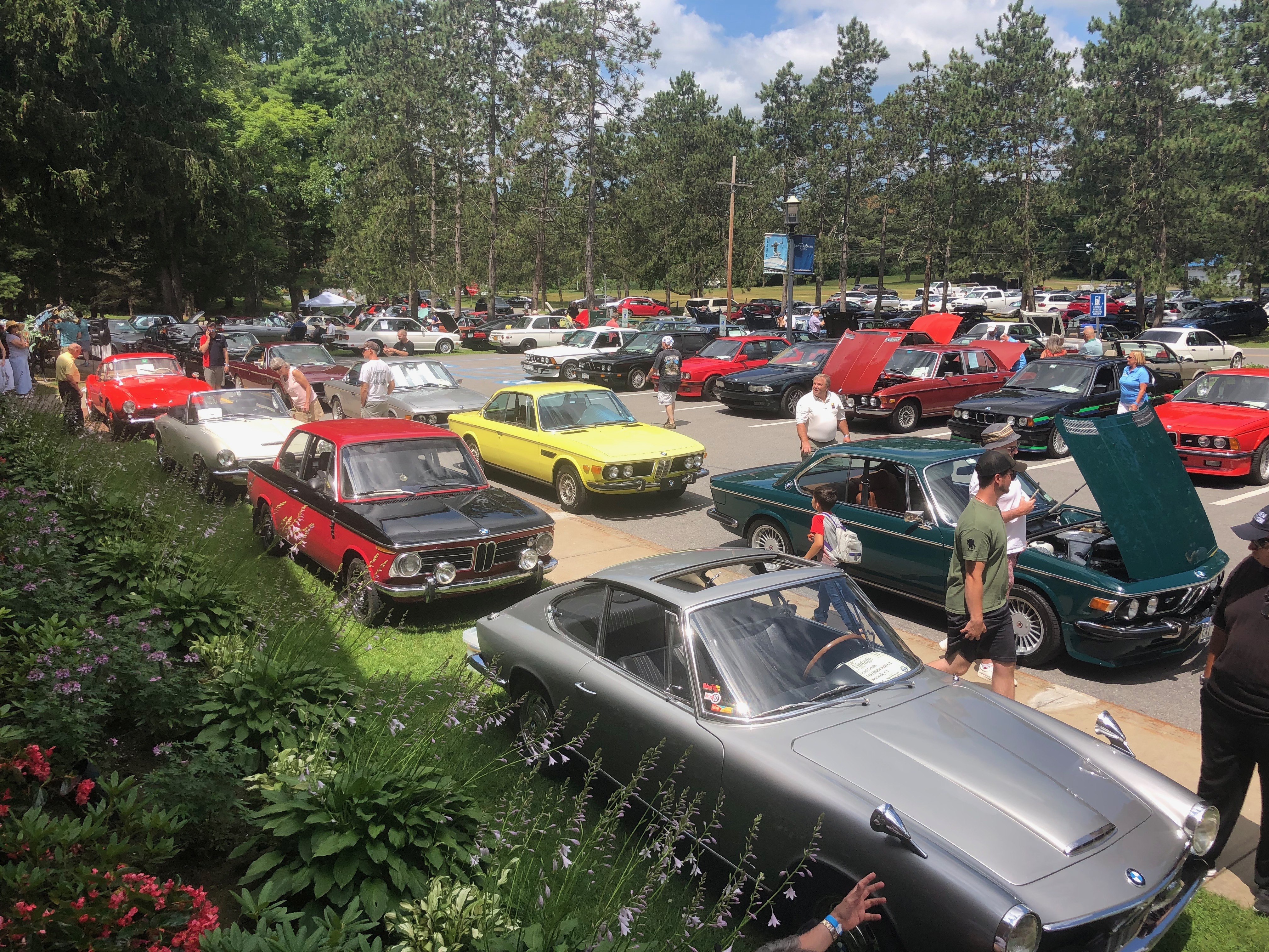 www.bmw2002faq.com