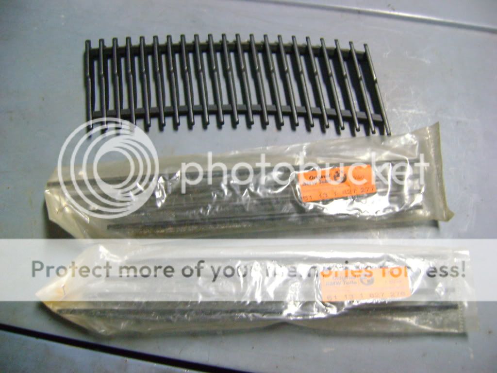 2002selling046.jpg