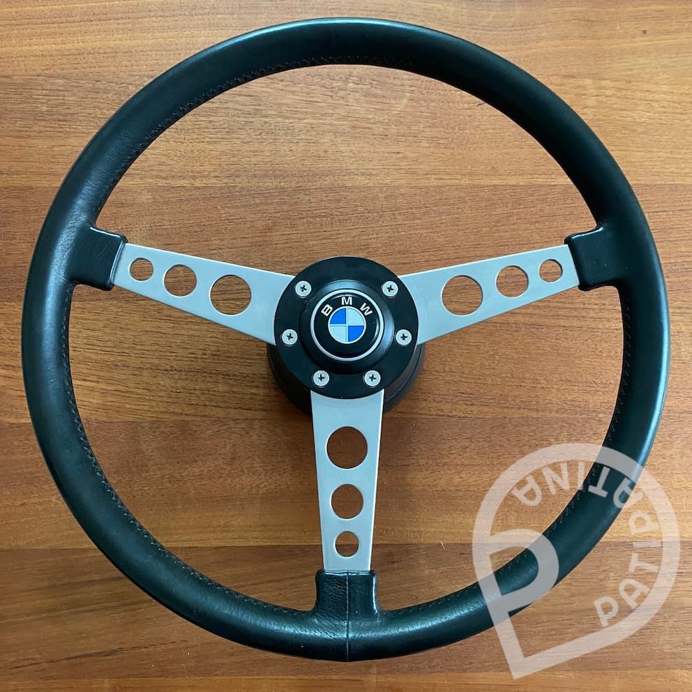 bmw-petri-sports-steering-wheel-380mm_1.jpg