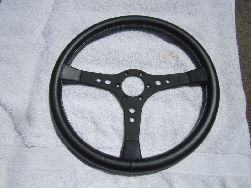 dino+and+raid+steering+wheels+0361429311634.jpg