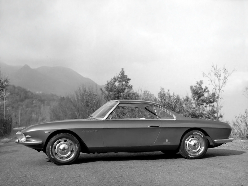1963_Pininfarina_Fiat_2300_S_Lausanne_Coupe_08.jpg
