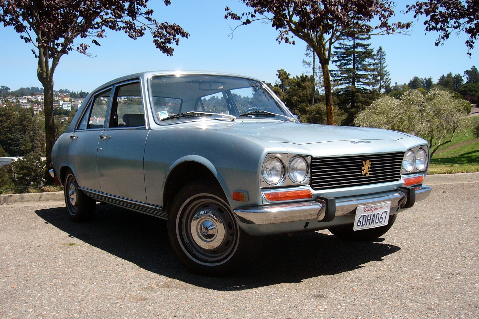 bringatrailer.com