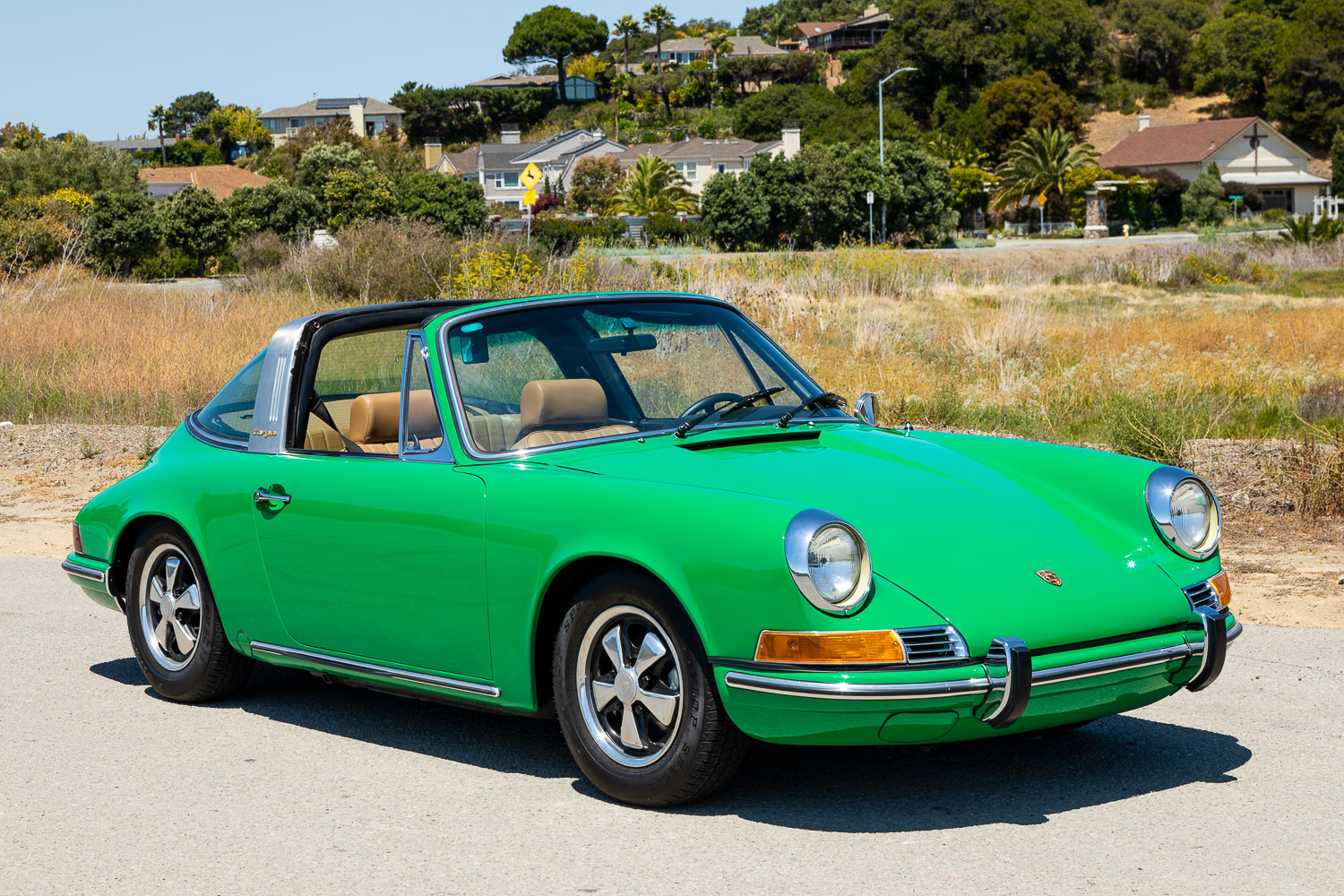 bringatrailer.com