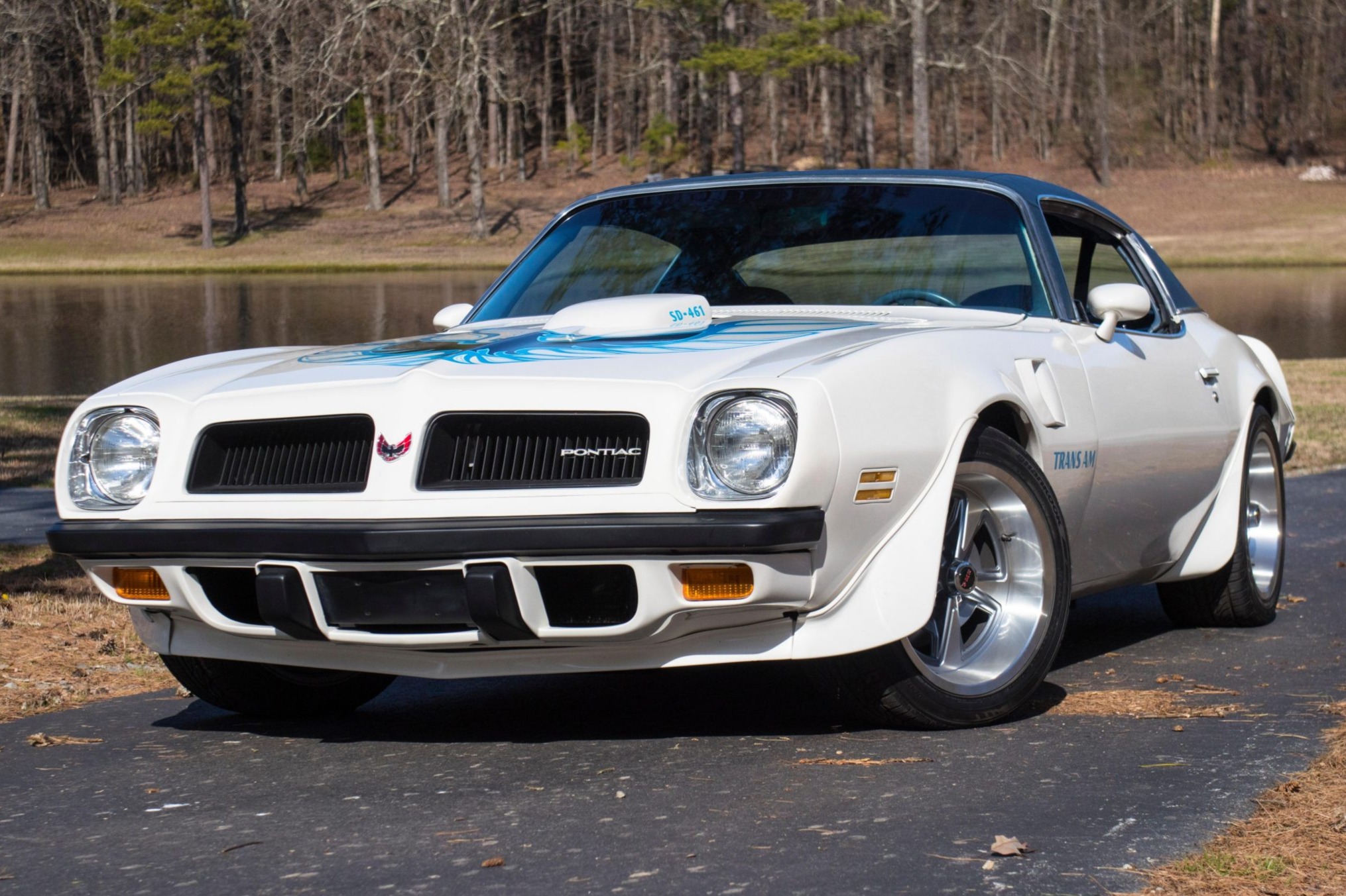 bringatrailer.com