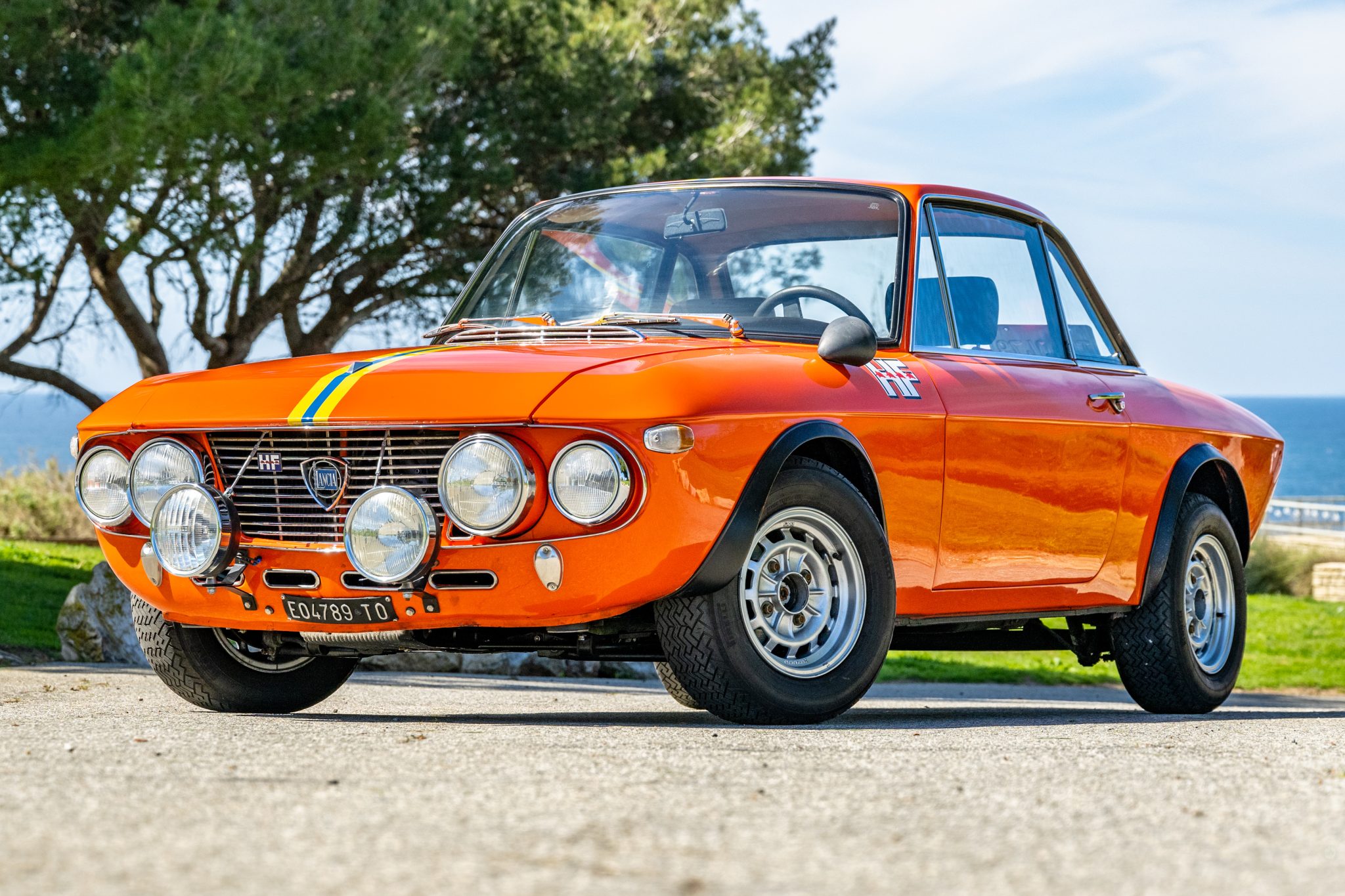 bringatrailer.com