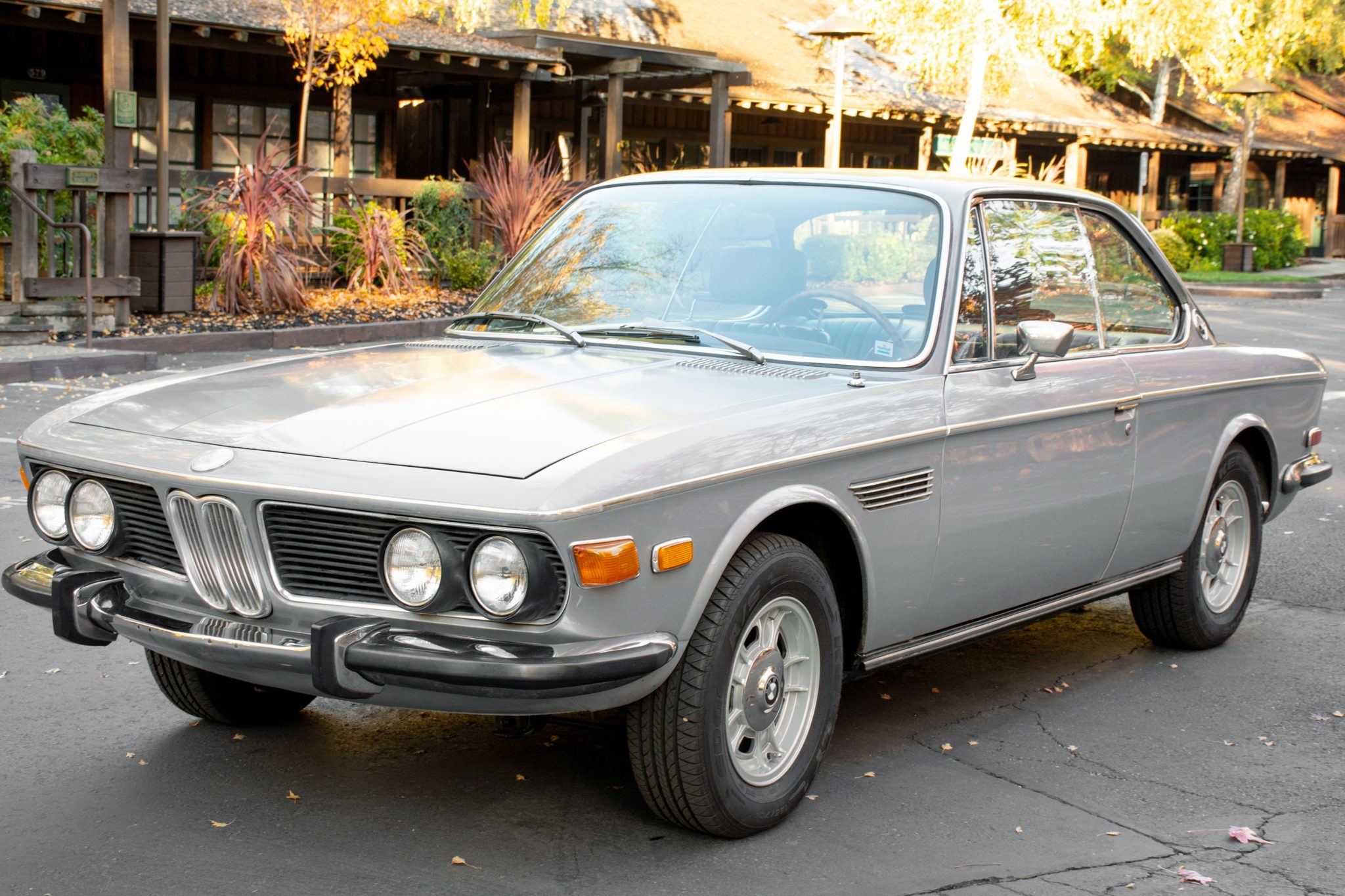 bringatrailer.com