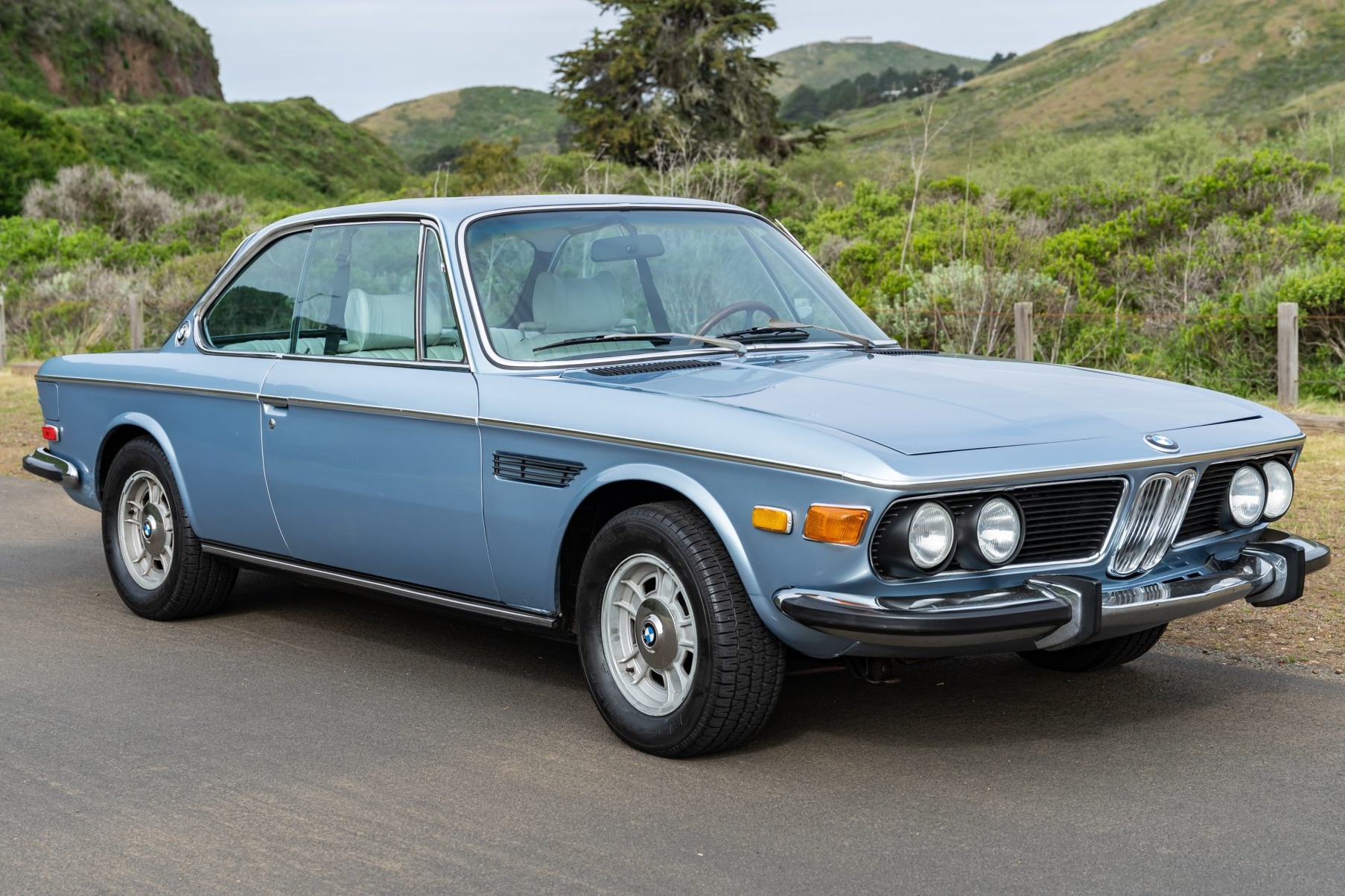 bringatrailer.com