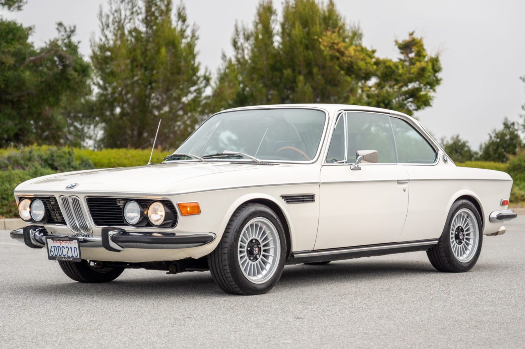 bringatrailer.com